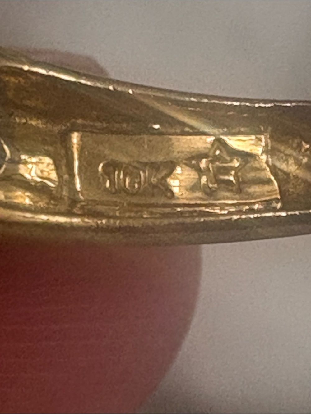 Classic 10k Yellow Gold Ring with Diamonds - Picture 3 of 3
